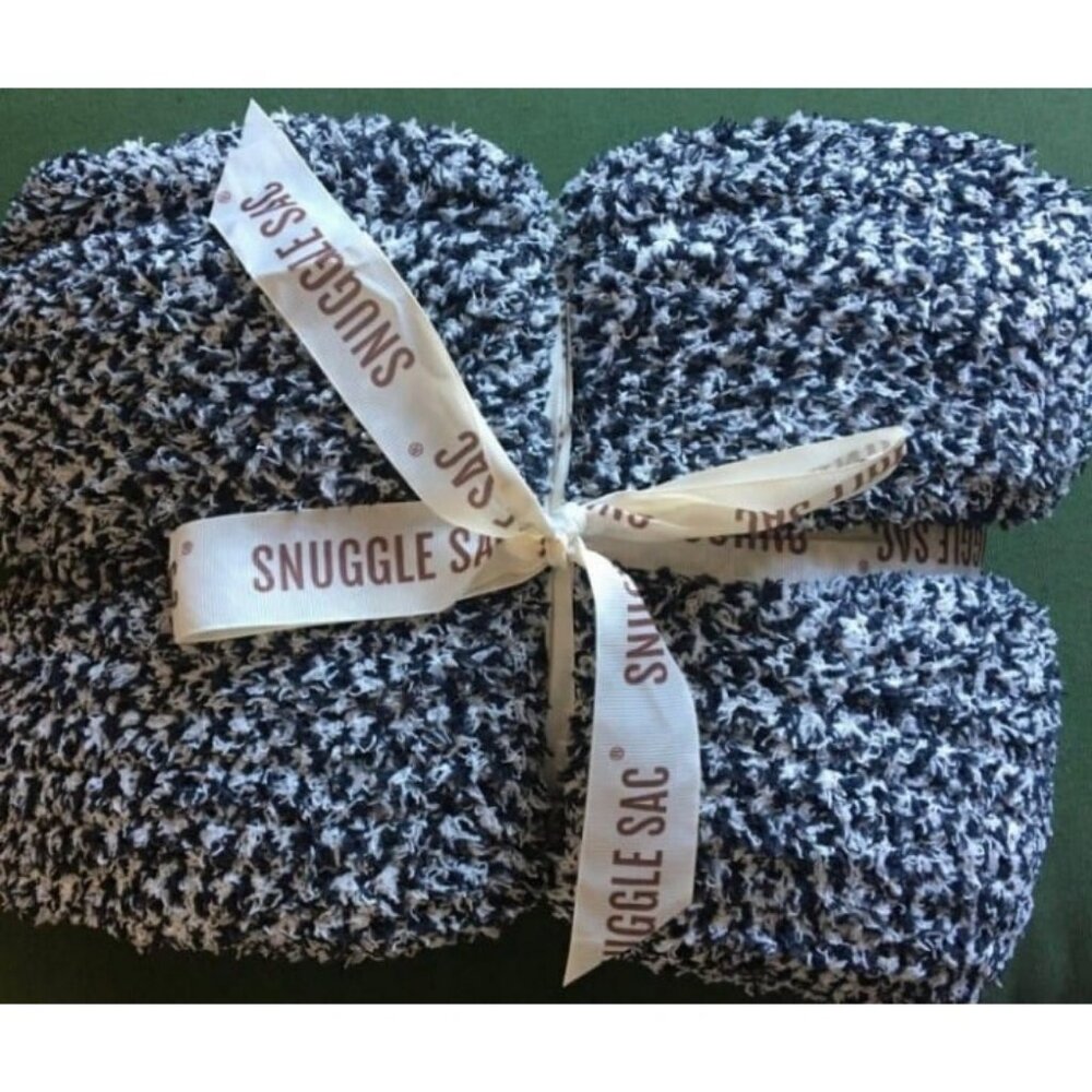 Soft Throw Blanket Fluffy Warm Throws for Couch, Reversible Super Cozy Blankets